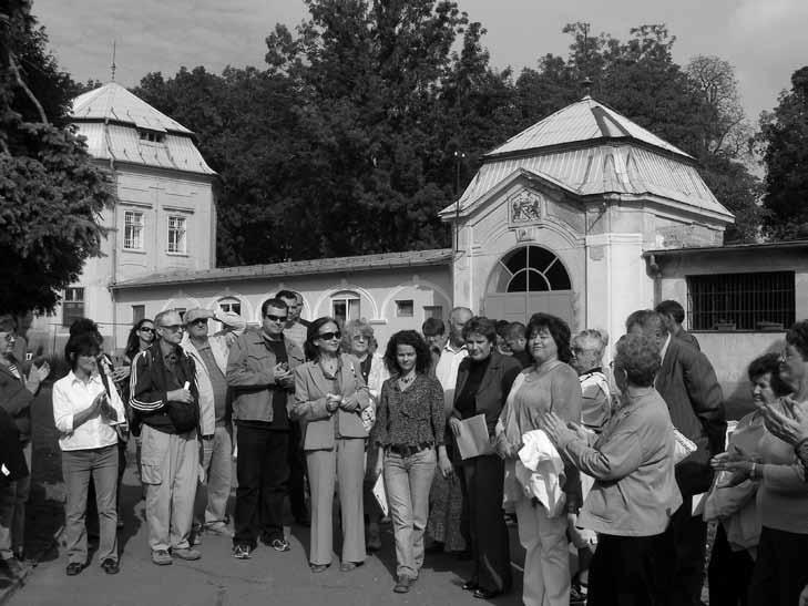 strana 18 Informátor Archívu PÚ SR č. 42/2010 Kaštiele Nitrianskeho kraja Pri príležitosti 18.