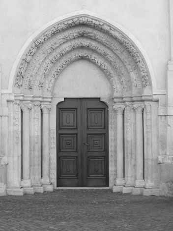 apríla 2010 seminár Stredoveké kláštory na Slovensku. Usporiadateľmi podujatia boli Múzeum Spiša v Spišskej Novej Vsi, Spišský dejepisný spolok a Mesto Spišská Nová Ves.