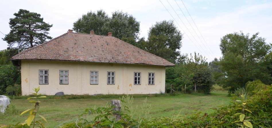 április 1-jén a domaszéki, november 1-jén a feketeszéli, 1856. január 12-én a Zöldfás iskola.