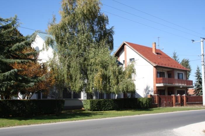 Ilyen utca szakaszokat a Dózsa György úton, a Petőfi