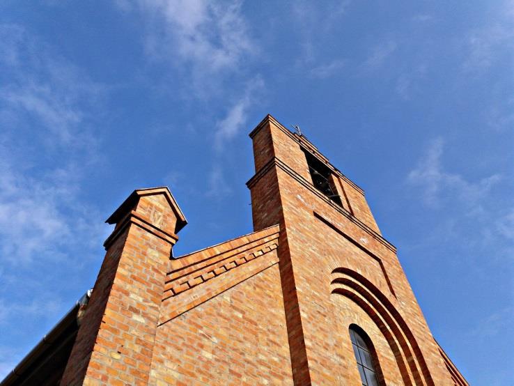 templomként ismernek a helyiek - és még ugyanabban az évben be is fejezték.