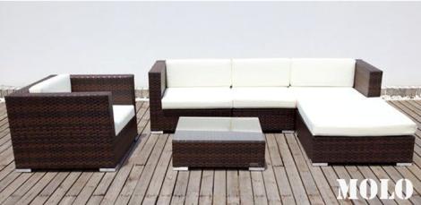 sarok kanapé 80*80*H64cm 1 kis asztal 43*43*H43cm 1 nagy asztal 110*55*H30cm 395.000.-/ szett Bruttó 35.000.-ft / szett KÜLTÉRI HUZAT: 37.000.-ft / szett Exclusive XL 3 db sarok elem 90*90*H64cm 2 közepső elem 75*90*H64cm 1 lábtartó 75*75*H30cm 292.