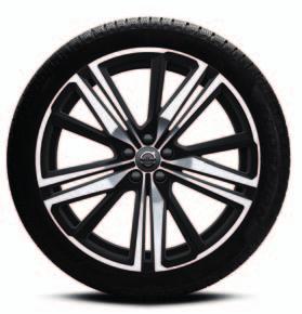 Michelin, Latitude Alpin LA2 E/C/72 db 32207007* Michelin, Pilot Alpin PA5 SUV C/B/68 db 32259084 Nokian, WR SUV 3 C/C/72 db 32207006* Nokian, WR SUV 4 C/C/72 db 32259083 18" 5-SPOKE SPARKLING SILVER