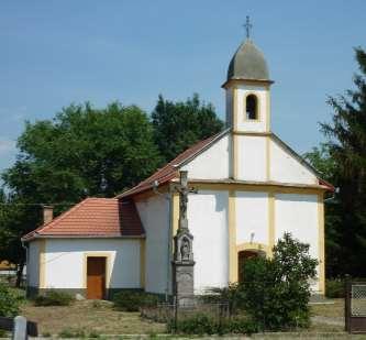 Római katolikus templom Veszprémgalsa Pinkóc településrészén a Petőfi utcán fedezhetjük fel a római katolikus templomot. A templom egyszerű küllemével és kis harangtornyával áll Pinkóc szívében.