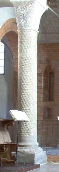 83. Csavart pálcatagokkal díszített oszloptörzs a visegrádi Szent András monostor templomából években, I.
