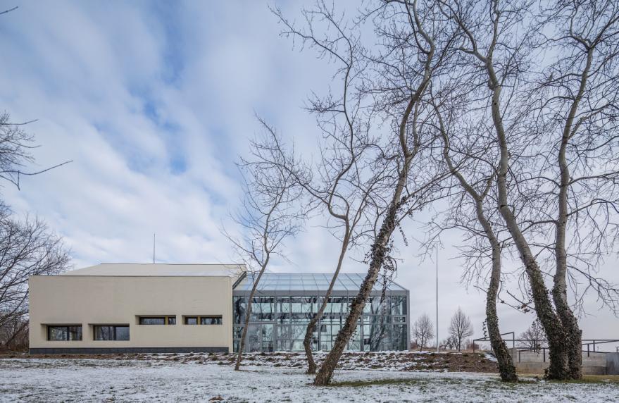 Demonstration building, Energy center, Paks, 2016 300 m2 net floor space Prototype: adaptive system consists of 3 parts, which adapt themseves to changing climate boundary conditions 1st Hungarian