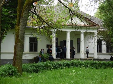 Tiszafarkasfalvára utaztunk, és a Tiszaháti Tájmúzeumot látogattuk meg, mely Kárpátalja egyetlen szabadtéri magyar