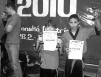 26 2010. április k i c k - b o x s p o r t k i c k - b o x Újabb eredmények a kick-boksz versenyeken A kick-box versenyzõi a 2010.