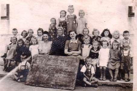 Iskola 1945 után Nyolcéves Középiskola, 1956/57, 7.B o. Lancz József, Kissné Vörös Margit ig.hely., Molnár János igazgató.