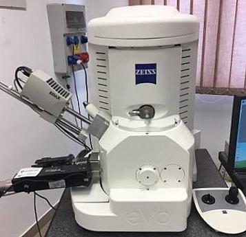 A vizsgálatok a Fémtani és Képlékenyalakítási Intézeti Tanszéken található ZEISS EVO MA10 típusú Scanning Elektronmikroszkóppal (15.