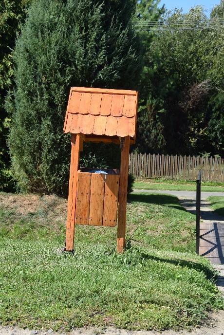 Utcák, parkok közterek Általános jellemzők A község magán hordozza a klasszikus falusias beépítettség stílusjegyeit.