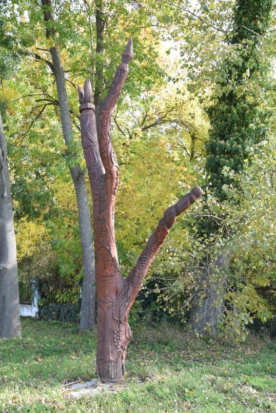 A kastélypark jelentősége jelen állapotában inkább ökológiai jellegű, a későbbiek során a terület együttes megújításával új látványelemmel bővülhetne a belterület.