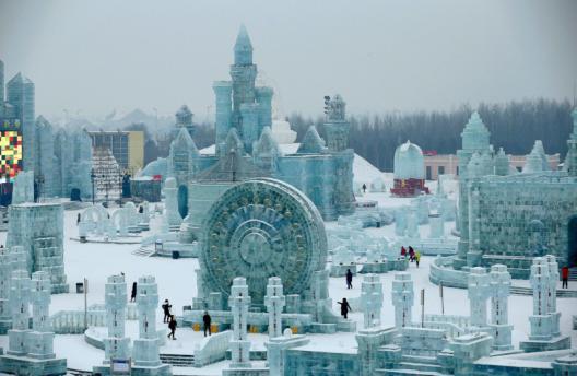 Kínai hó-és jégvilág Ez a téli fesztivál Harbin, Heilongjiang tartomány fővárosában kerül megrendezésre. Idén 2016. 01. 05-től 02.