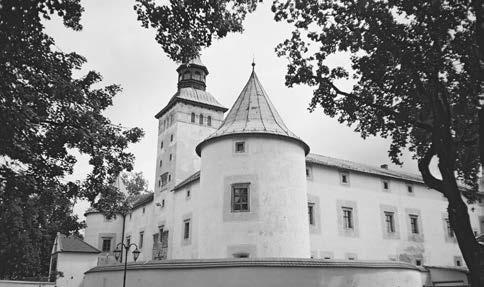 148 Diana Duchoňová Kaštieľ v Bytči (foto Luďka Kratochvílová) že tento sobáš bol premysleným ťahom, pomocou ktorého sa mohol Esterházy zmocniť časti thurzovského dedičstva.