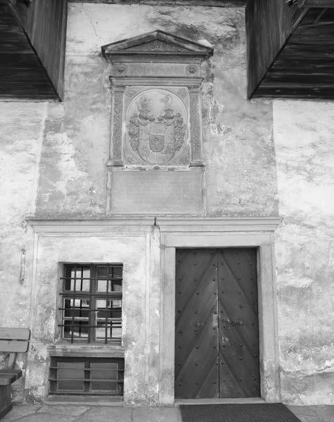 248 Michal Čajka Neznáma dielňa: Erb Thurzovcov nad vchodom do Thurzovho paláca na Oravskom hrade. Po roku 1607.