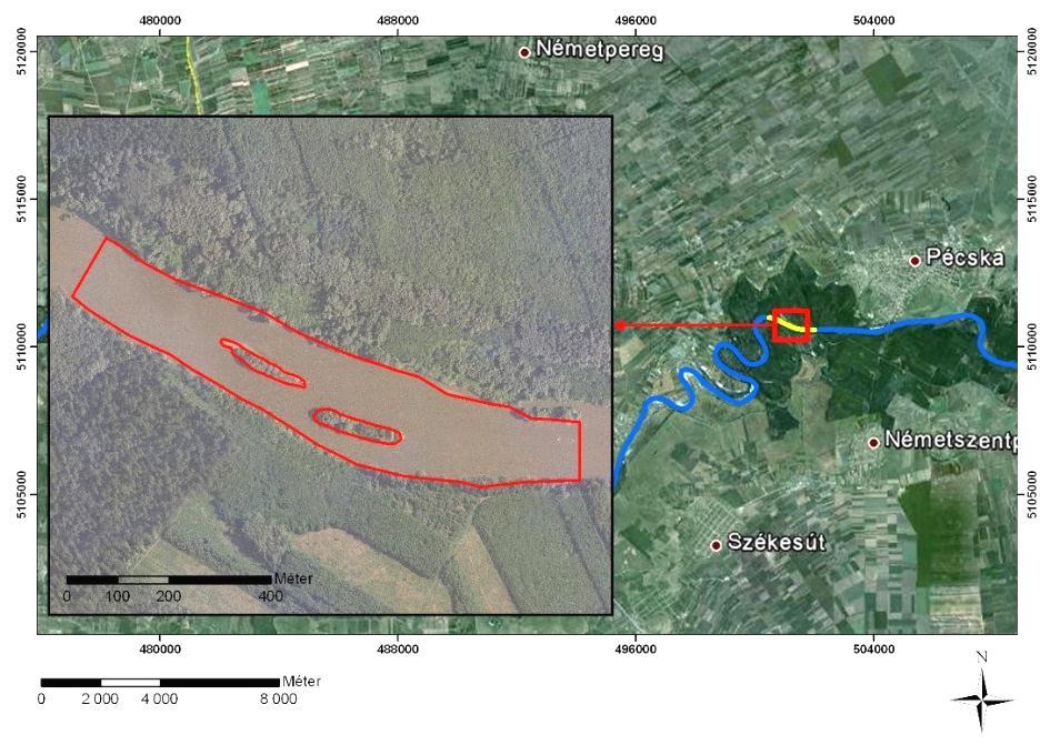 szélessége 95 m, legnagyobb pedig 190 m (24. ábra). A területen két állandó mederközepi sziget is található. A meder anyagát főként közepes és durva szemcséjű homok alkotja.