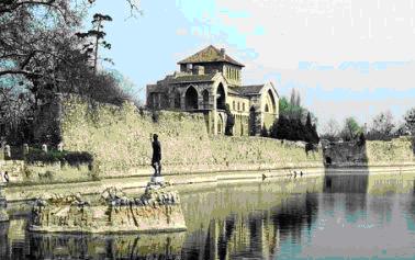 teljes költségvetése: 297 660,00 euró A tematikus park témája: A tatai öreg vár