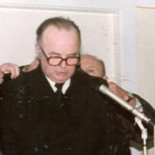 József gondnok (1982-1993). A presbitérium javasolja, hogy a lelkészi hivatal irodai teendőit 1950 júniusától kezdődően Hajdú Pál diakónus végezze.