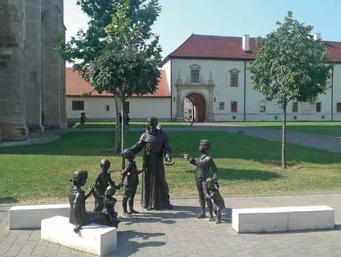 A Bánság településein át elérjük Temesvárt, a vidék központját, az egykori Monarchia egyik legjelentősebb városát. Városnézés: a három főtér a barokk kortól a XX. századig.