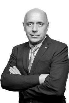 csapatának tagja Ferencz András mûszaki vezérigazgató-helyettes Igazgatóság tagja 1988 óta a CODEX Zrt. csapatának tagja Dr.