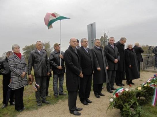 Az osztrák-magyar határon fekvő andaui hidat az 1956-os forradalom 40.