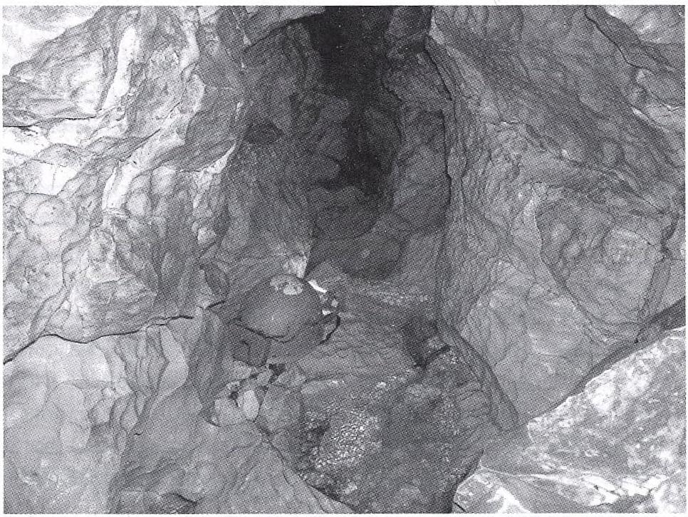ABerger-barlangban, különösen egy szifonszerű végponton olyan tömegű kvarchomok látszik, amely nem lehet helyben keletkezett oldási maradék.