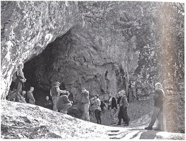között a Társulat Régészeti Munkabizottságának és a Társulat Titkárságának közös szervezésében 3 napos tanulmányútra került sor a Bükk ősrégészeti szempontból jelentős barlangjainak bejárására,