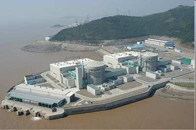 hűtőközegű nyomottcsöves reaktor Nehézvizes reaktorok Nehézvizes reaktorok ( ) KoNET, CANDU Dr. Yamaji Bogdán, BME NTI 5 KoNET, CANDU Dr.