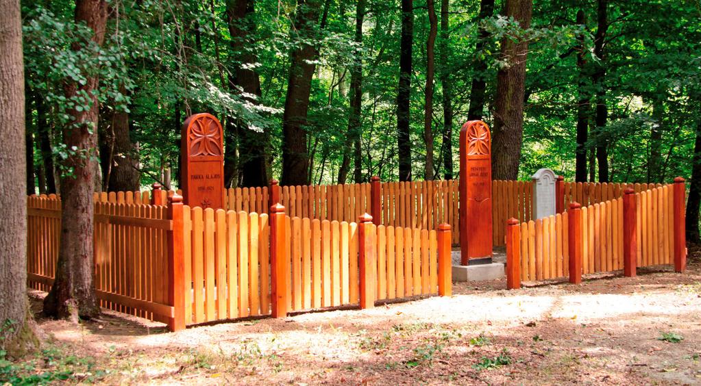 A Bockerek-erdő hajdani erdészei leltek örök nyugalmat a sírokban Nagyart elhagyva Kisar után kelünk át a Tiszán a folyó beregi oldalára.