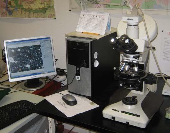 kőzetnév, elsődleges csoportosítás Vizsgálati módszerek mikroszkópos petrográfia