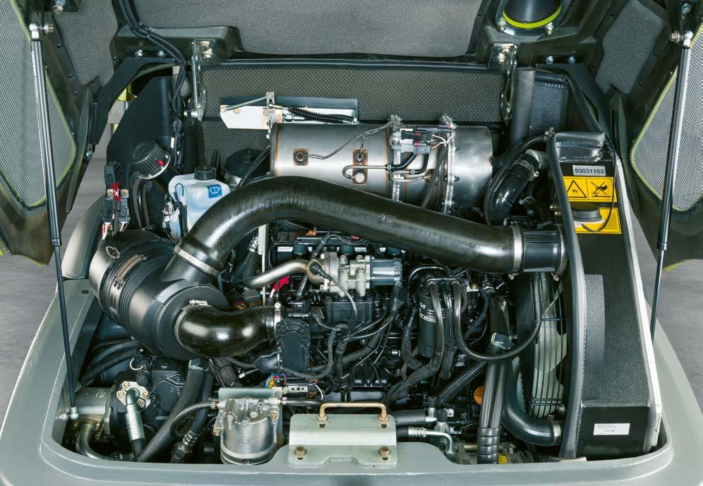 Teljesítménye az Önt gazdaságát fejleszti Motor Tiszta levegő Mindkét 4-hengeres motor teljesíti a Stage IIIB (Tier 4i) károsanyag-kibocsájtási normákat.