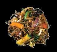 .. Fried noodles with red curry and vegetables ÜVEGTÉSZTA