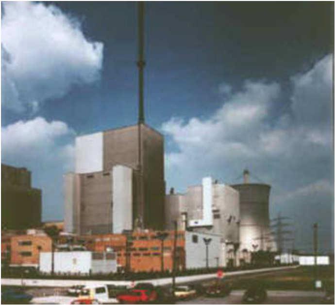 Magas hőmérsékletű tóriumos reaktor (THTR) Termikus teljesítmény 759.5 MW Abszorbens golyók száma 35.000 Elektromos teljesítmény 307.