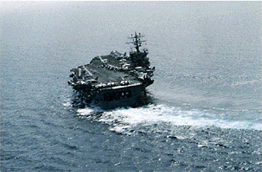 Nimitz anyahajó Hajó személyzete 3200 fő, a légierőé 2480 fő 1975. május 3-án állt hadrendbe.