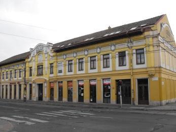 (Kossuth Lajos utca 51.) üzletház 15.
