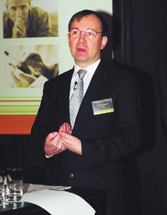 SZAKMA GARTNER Üzleti megoldások a Microsofttól Pascal Hureau, a Gartner Benelux államok, Franciaország és Svájc alkotta régiójának igazgatója az üzleti alkalmazások területén uralkodó irányzatokról
