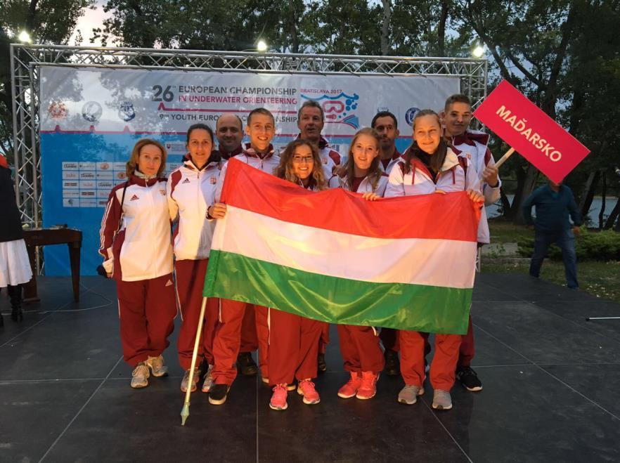 Főleg junior versenyzők esetében ütközött ki, a jó látótávolság miatt, hogy a nemzetközi mezőny úszássebességben megelőzi a magyar fiatalokat.