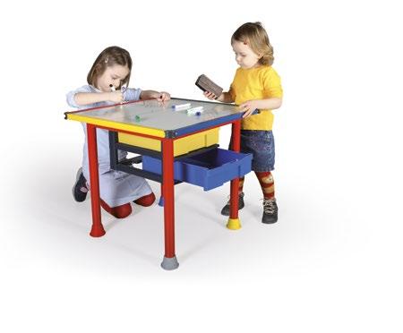 02.4 RAJZTÁBLA ASZTALOK A gyermekek kreativitásának fejlesztésére alkottuk meg a rajztáblás asztalainkat.