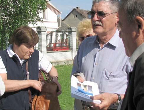 tömegmészárlásról elõször jelent meg írás a délvidéki magyar napilapban. Mindaddig mindenki úgy tett a nyilvánosság elõtt, mintha ez nem történt volna meg.