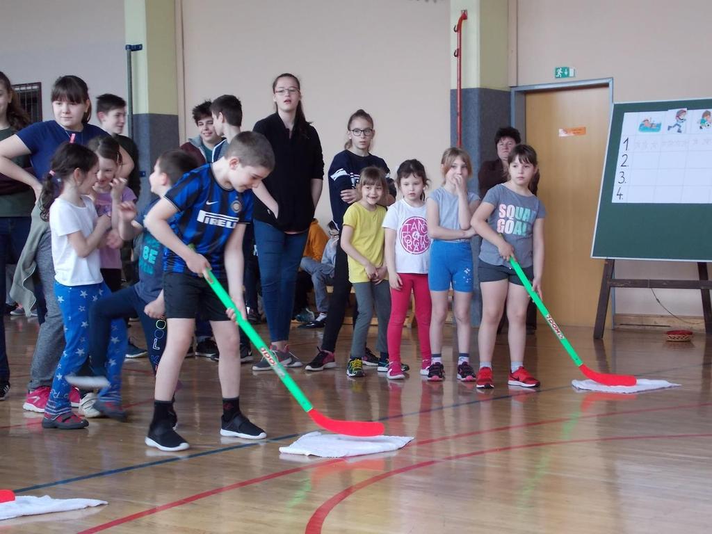 Ezt követően Horvátország felé vettük az irányt. Délben érkeztünk meg Csáktornyára, a Zrínyiek sasfészkében.