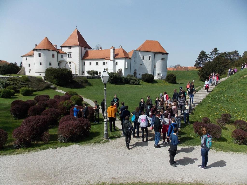 A bejáratnál található "Zrínyi Péter búcsúja" emlékműnél felidéztük a Wesselényi-féle összeesküvés történetét, amely végül Zrínyi Péter és Frangepán Ferenc kivégzéséhez vezetett.