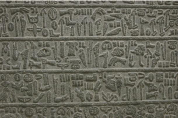 Etruské písmo Etruszk írás. Kb.