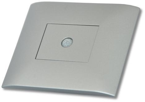 Áramfelvétel: 10 ma Méret: 55 x 40 x 26 mm Csatornák száma modulonként: 32 Infra vevő frekvencia: 38 khz Szín: ezüst / fehér / grafit Integrált mozgás érzékelő