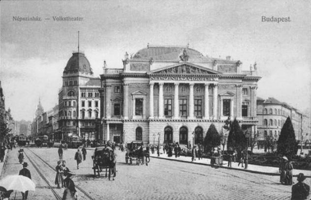 Az eredetileg Népszínház néven működő teátrum a népszínmű otthona volt. 3. Ebben az épületben alkotott Hevesi Sándor, aki 1922-1932 között igazgatta az intézményt. 4.