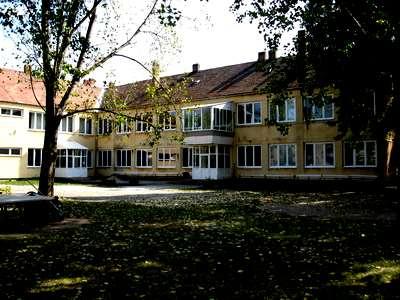 A Petőfi úti iskola látképe az 1950-1960-as