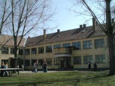 A Petőfi úti iskola új szárnnyal bővült az 1980-as