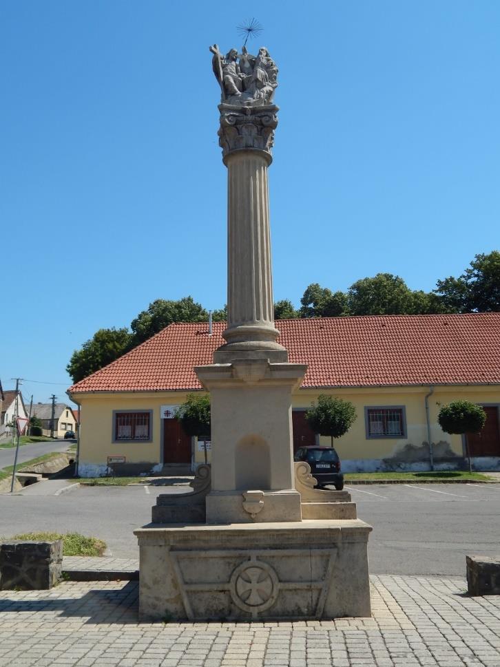 névsorával és