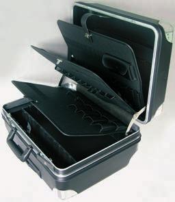 Cikkszám 220048 470 x 220 x 360 mm 283, 00 7,00 kg Szerszámkoffer Merkur Műanyag koffer ABS műanyagból, fekete, felszerelés nélkül, új