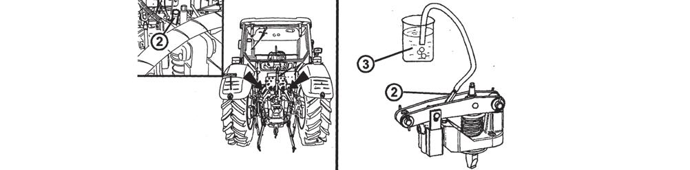 Vegye le a pótkocsi vezérlő szelepének (1) légtelenítő csavarjain (2) lévő fedelet, amelyet a traktor jobboldalán a tartály és a hátsó féltengely közé szereltek fel. 3.