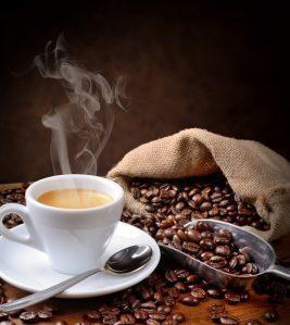 Koffein re Rendszeres kávéfogyasztás csökkenti a Parkinson kór